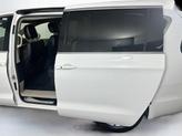 Thumbnail of 2023 Bright White Clearcoat Chrysler Pacifica