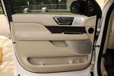 Thumbnail of 2018 White Lincoln Navigator