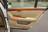 Thumbnail of 2005 White Lexus LS 430