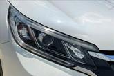 Thumbnail of 2016 White Diamond Pearl Honda CR-V