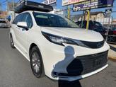 Thumbnail of 2021 White Toyota Sienna