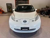 Thumbnail of 2016 Glacier White Nissan Leaf