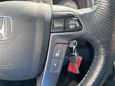 Thumbnail of 2015 White Diamond Pearl Honda Pilot