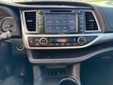 Thumbnail of 2015 Attitude Black Metallic Toyota Highlander