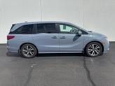 Thumbnail of 2024 Sonic Gray Pearl Honda Odyssey