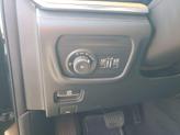 Thumbnail of 2024 Diamond Black Crystal Pearlcoat Jeep Grand Cherokee L