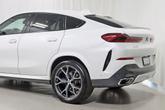 Thumbnail of 2022 Mineral White Metallic BMW X6