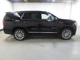 Thumbnail of 2023 Onyx Black GMC Yukon