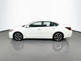 Thumbnail of 2017 Pearl White Nissan Altima