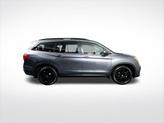 Thumbnail of 2022 Sonic Gray Pearl Honda Pilot