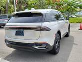 Thumbnail of 2025 White Platinum Clearcoat Metallic Lincoln Nautilus