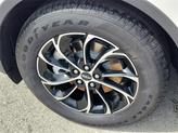 Thumbnail of 2025 White Platinum Clearcoat Metallic Lincoln Nautilus