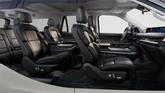 Thumbnail of 2025 Pristine White Metallic Tri-Coat Lincoln Navigator