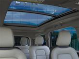 Thumbnail of 2025 Infinite Black Metallic Clearcoat Lincoln Aviator