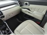 Thumbnail of 2021 Sparkling Silver Kia Sorento