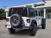 Thumbnail of 2025 Bright White Clearcoat Jeep Wrangler