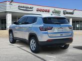Thumbnail of 2025 Silver Zynith Metallic Clearcoat Jeep Compass