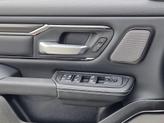 Thumbnail of 2025 Diamond Black Crystal Pearlcoat RAM 1500