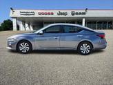Thumbnail of 2020 Gun Metallic Nissan Altima