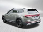 Thumbnail of 2025 Avocado Green Pearl Volkswagen Atlas