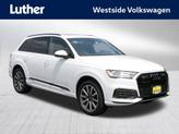 Photo of 2022 White Audi Q7