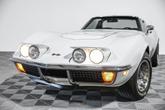 Thumbnail of 1971 White Chevrolet Corvette