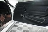 Thumbnail of 1971 White Chevrolet Corvette