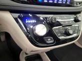 Thumbnail of 2018 White Chrysler Pacifica