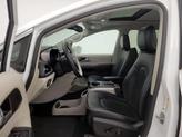 Thumbnail of 2018 White Chrysler Pacifica