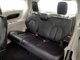 Thumbnail of 2018 White Chrysler Pacifica