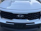 Thumbnail of 2021 Glacial White Pearl Kia Sorento