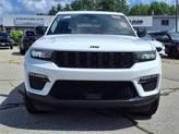 Thumbnail of 2023 Bright White Clearcoat Jeep Grand Cherokee
