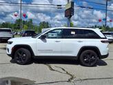 Thumbnail of 2023 Bright White Clearcoat Jeep Grand Cherokee