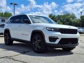 Thumbnail of 2023 Bright White Clearcoat Jeep Grand Cherokee