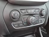 Thumbnail of 2016 Brilliant Black Crystal Pearlcoat Jeep Cherokee