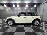 Thumbnail of 2018 Pepper White MINI Hardtop
