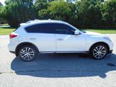 Thumbnail of 2016 White INFINITI QX50