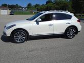 Thumbnail of 2016 White INFINITI QX50