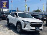 Photo of 2025 Summit White Chevrolet Trax
