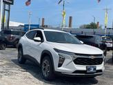 Thumbnail of 2025 Summit White Chevrolet Trax