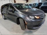 Thumbnail of 2017 Gray Chrysler Pacifica