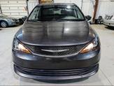 Thumbnail of 2017 Gray Chrysler Pacifica