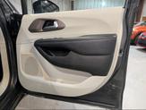 Thumbnail of 2017 Gray Chrysler Pacifica