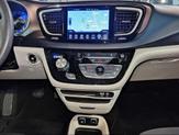 Thumbnail of 2017 Gray Chrysler Pacifica