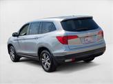 Thumbnail of 2017 Lunar Silver Metallic Honda Pilot