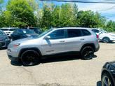 Thumbnail of 2018 Gray Jeep Cherokee