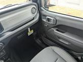 Thumbnail of 2025 Granite Crystal Metallic Clearcoat Jeep Gladiator