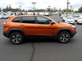 Thumbnail of 2016 Orange Jeep Cherokee