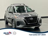Photo of 2024 Gun Metallic Nissan Kicks