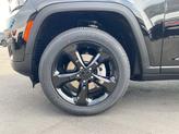 Thumbnail of 2025 Diamond Black Jeep Grand Cherokee